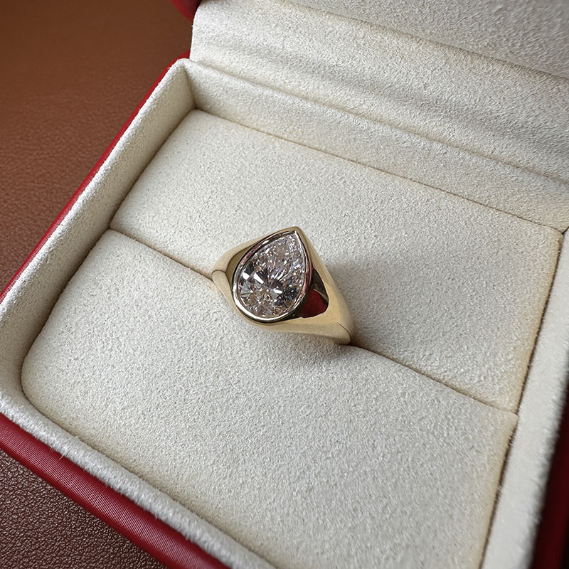 Bezel Engagement Rings