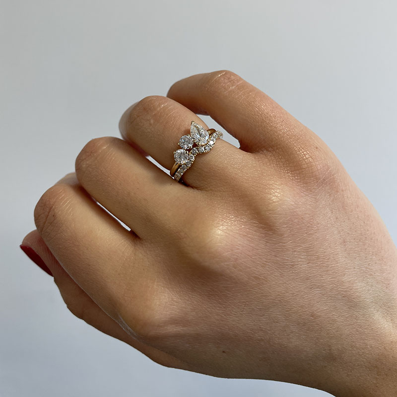 Cluster Engagement Rings