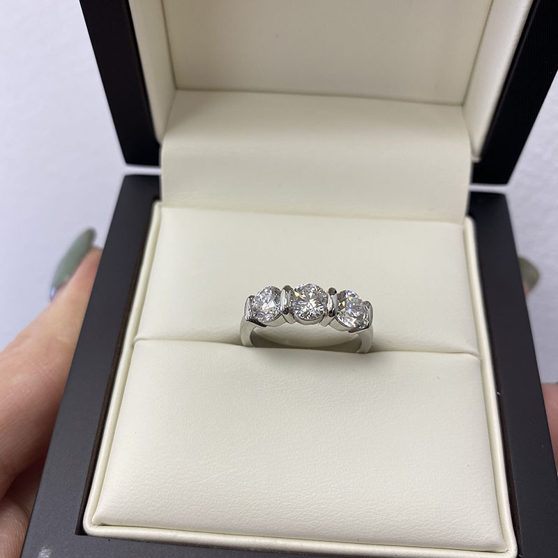 Elea Design engagement ring design