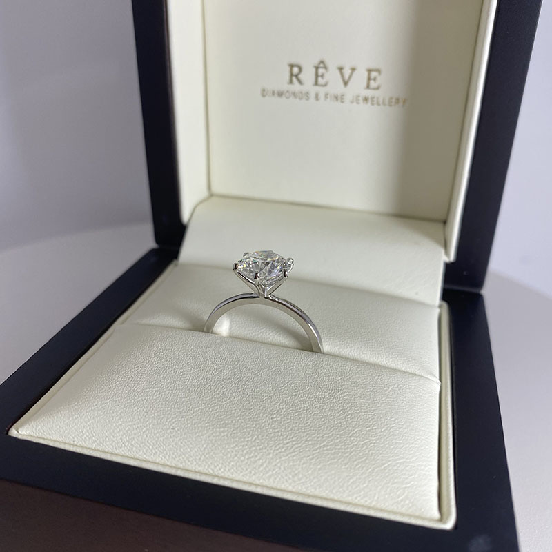 Helen Design engagement ring design