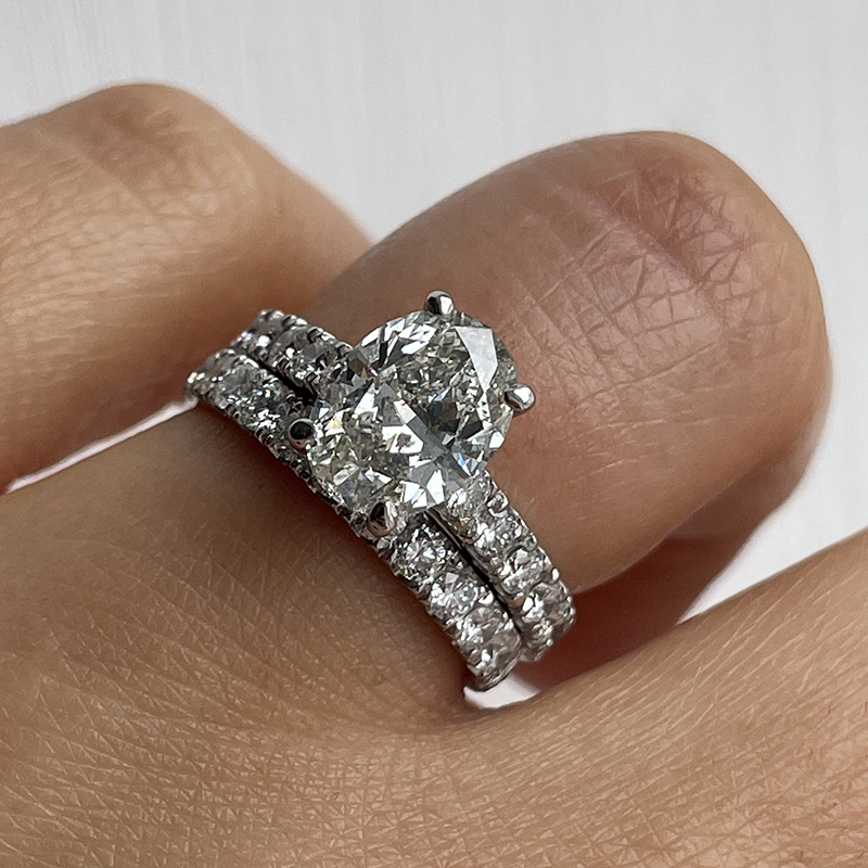 Louise Design engagement ring design