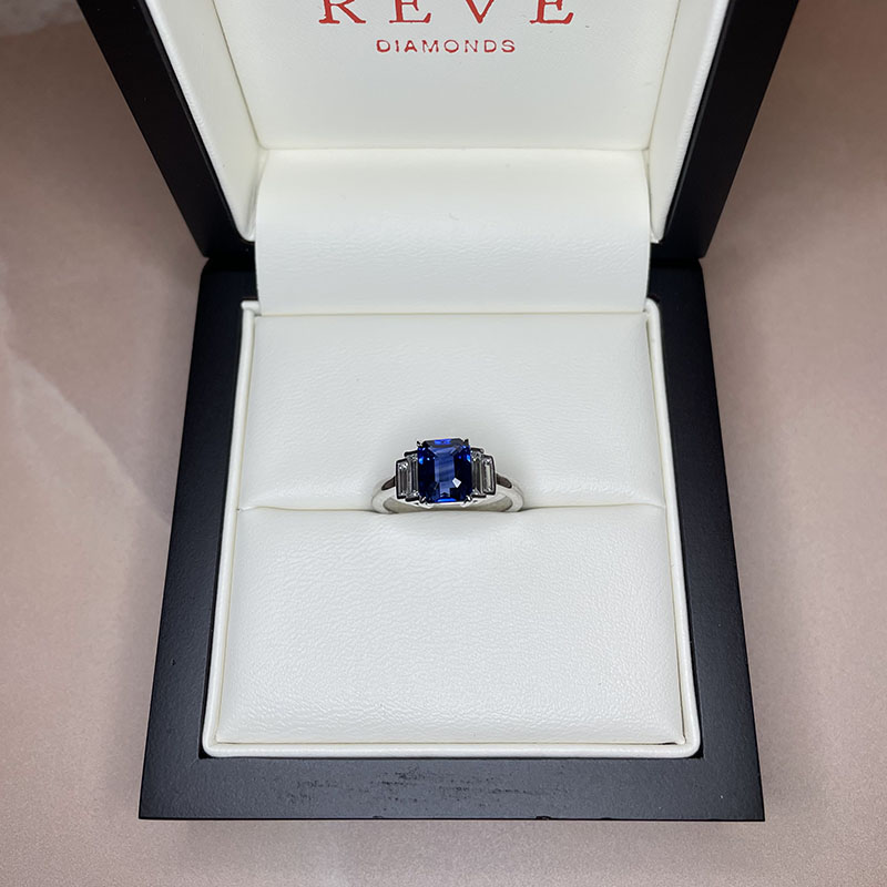 Roselyn Design engagement ring design