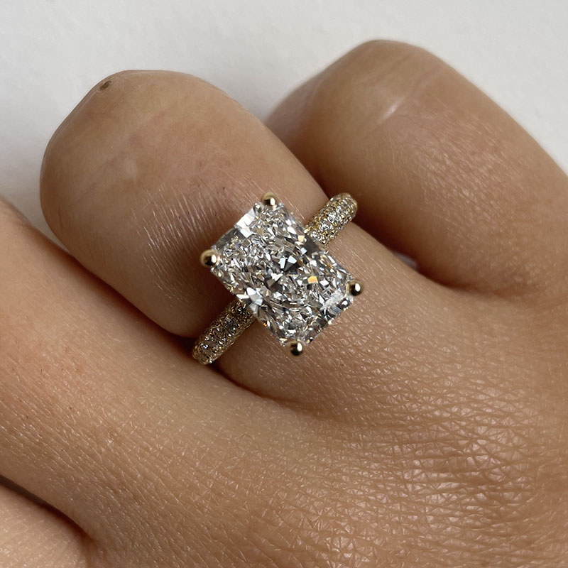 Selena Design engagement ring design